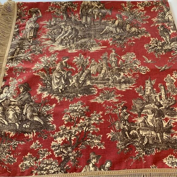 Waverly French Country Toile Fringe Tablecloth - Picture 6 of 7